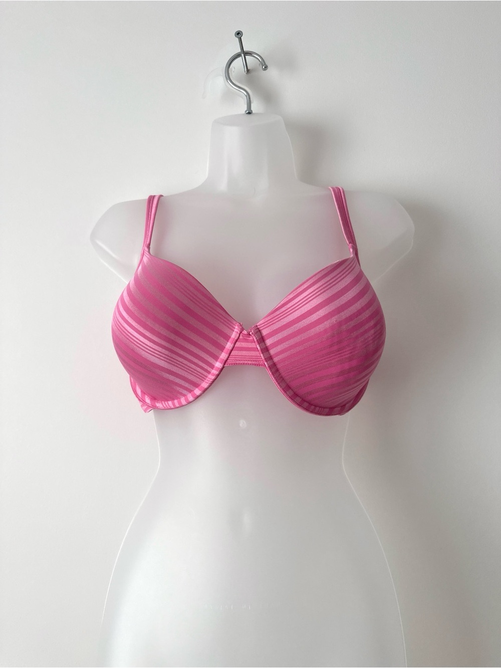 y2k shimmer stripe pink hanes bra